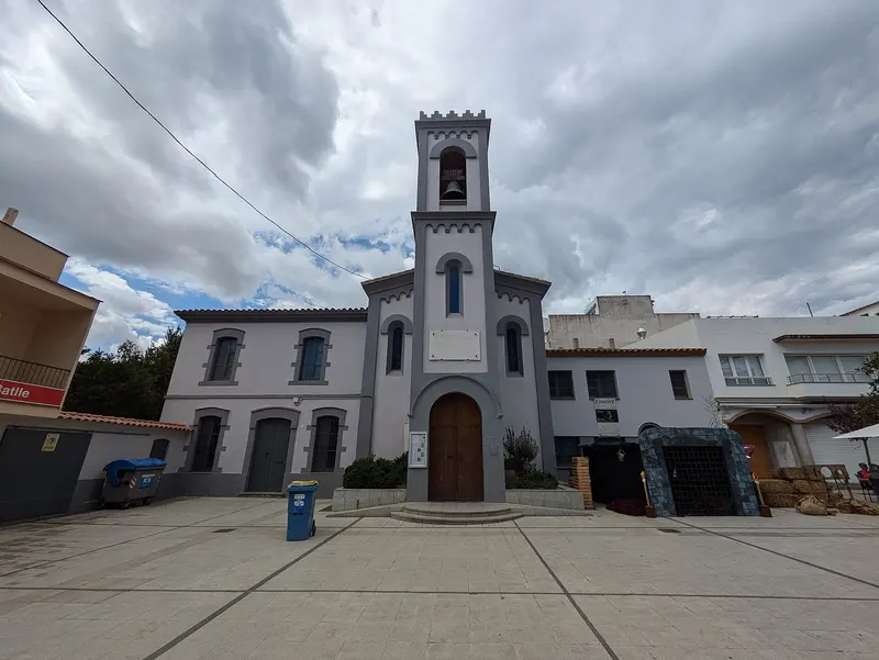 Santa Anna, about 0.3 km from Càmping Estartit