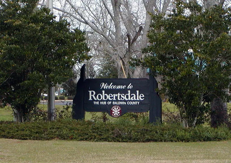 Rdale welcomesign2