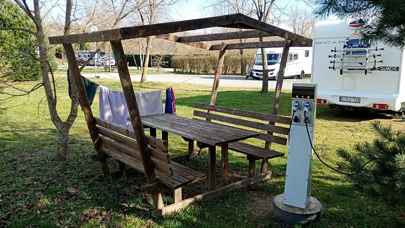Aire CC Vichy picnic table