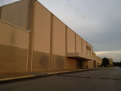 Sears - Quintard Mall, near Oxford