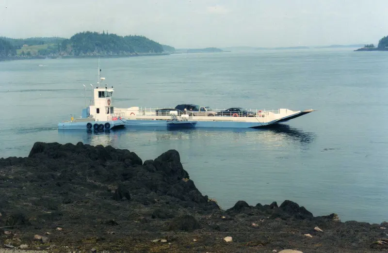 Photo: Leonora (Ellie) Enking from East Preston, United Kingdom / CC BY-SA 2.0, via Wikimedia Commons The ferry from Deer Island to Campobello