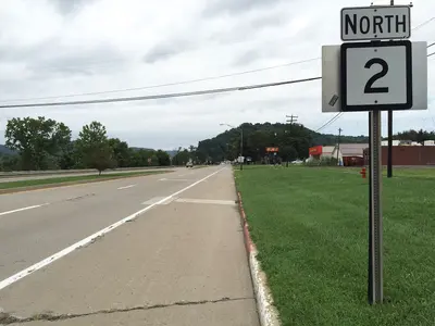 08 31 11 View north along West Virginia State Route 2 (Second Street) at West Virginia State Route 16 (High…