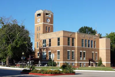 Franklin County Courthouse, Ozark (backside)