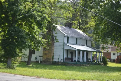 Halfway House, Ansted