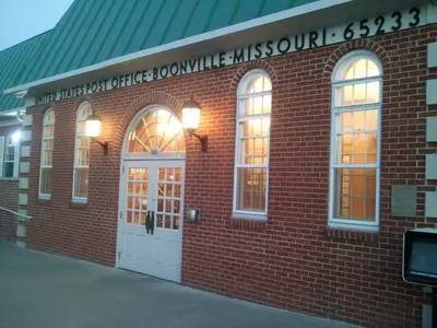 Boonville, MO Post Office @ Sunset