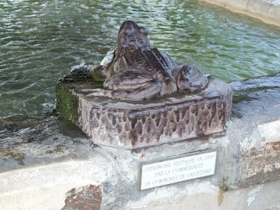 Photo: Clem Rutter, Rochester, Kent / CC BY 3.0, via Wikimedia Commons