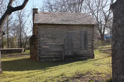 Siddons-Barnes Log Cabin, Chico, Texas