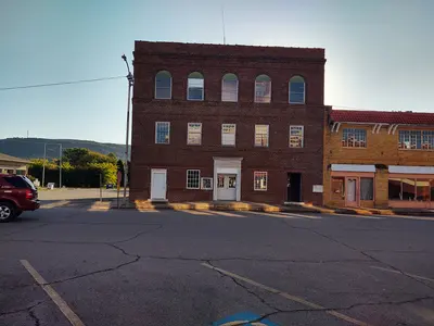 Old city hall, Theater and Masonic Lodge of Heavener, OK, front view