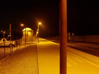 Caltrain platform, San Martin