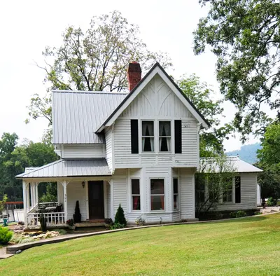 J G Hughes House, near Columbus