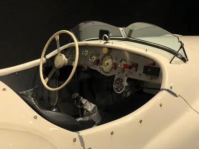 BMW 328 cockpit