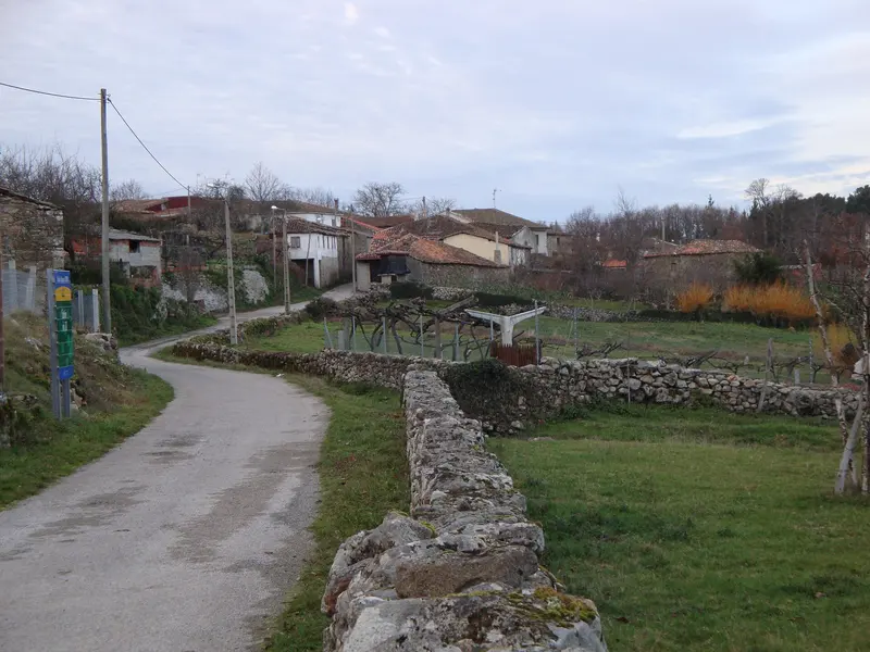 Ferrón, about 0.9 km from Solpor Camperpark Experience