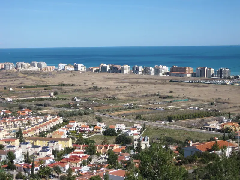 Centre marjal Peníscola, about 1.0 km from El Cid