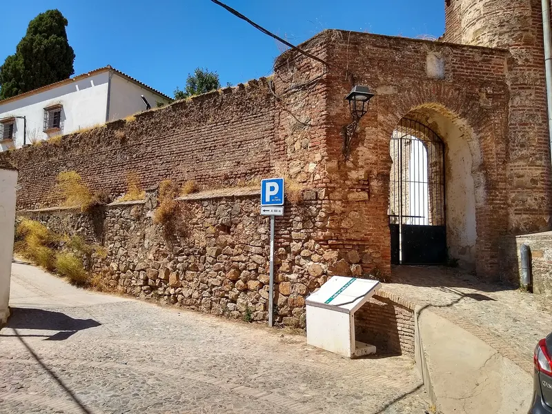 Restos del Castillo de Cazalla de la Sierra