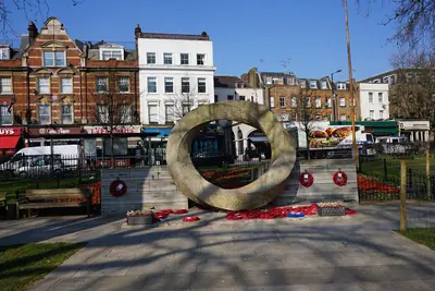 War memorial on Islington Green