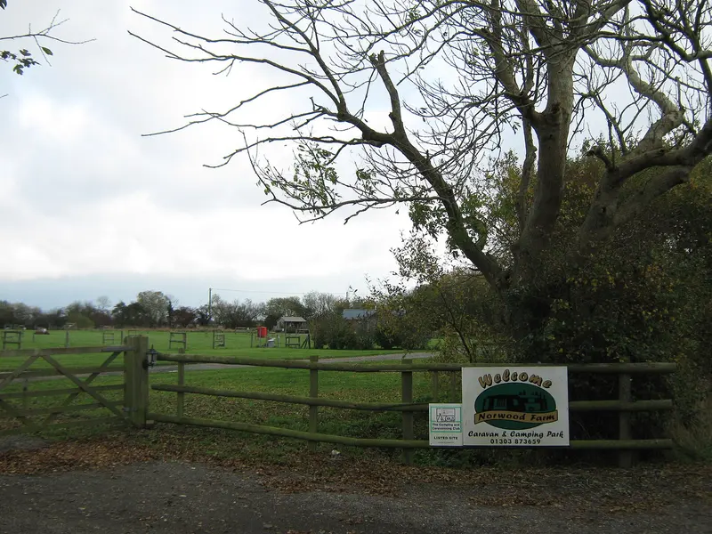 Photo: David Anstiss / CC BY-SA 2.0, via Wikimedia Commons Norwood Farm Caravan Park