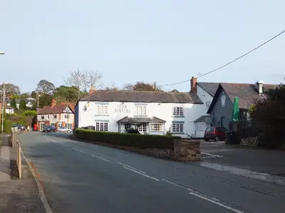 The Lord Binning, Kelsall (geograph 2664026)