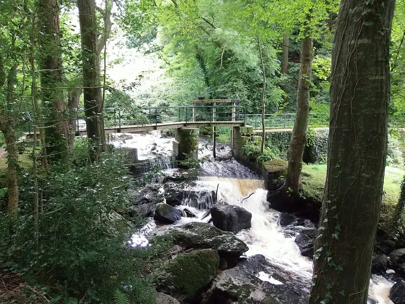 Barrage sur la Cance, about 0.1 km from Place du Château