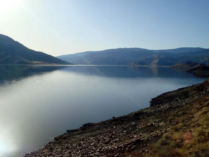 01 2007 LakeIsabella fromEast
