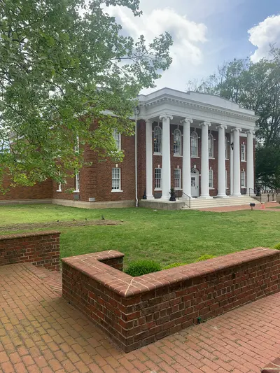 Surry County Courthouse