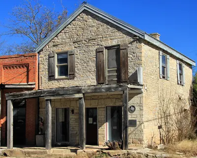 Stubblefield building liberty hill