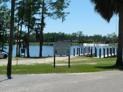 Lake Alice boat ramp, Wewahitchka, Florida