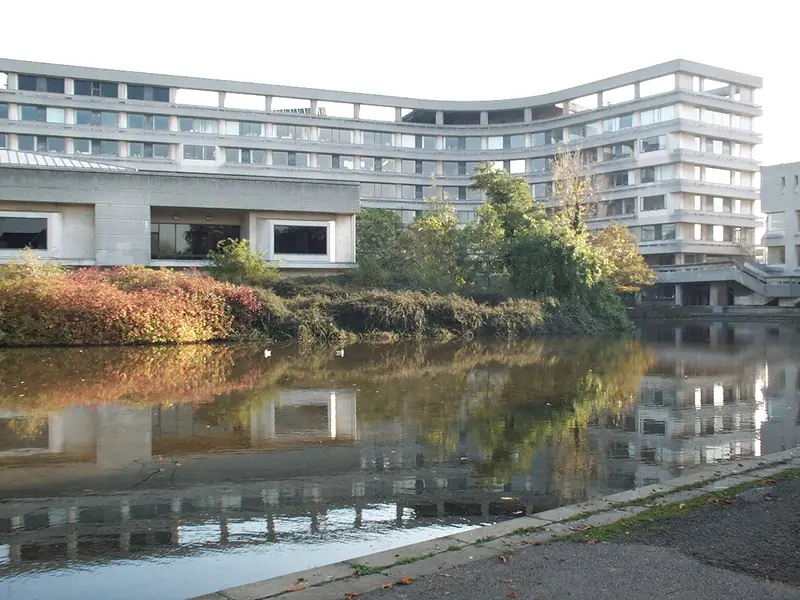 CountyHallRearBedford