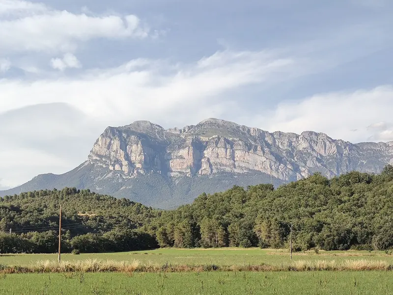 Peña Montañesa from Aínsa-Sobrarbe, about 0.9 km from Camping Aínsa
