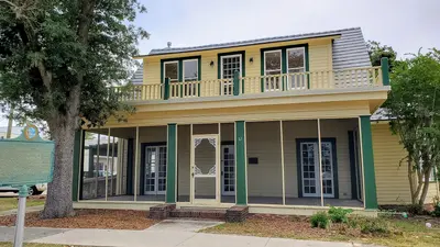 Robert L. McKenzie House - Panama City, FL