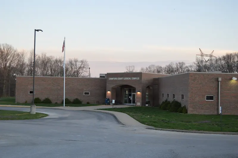 Crawford County Courthouse, English