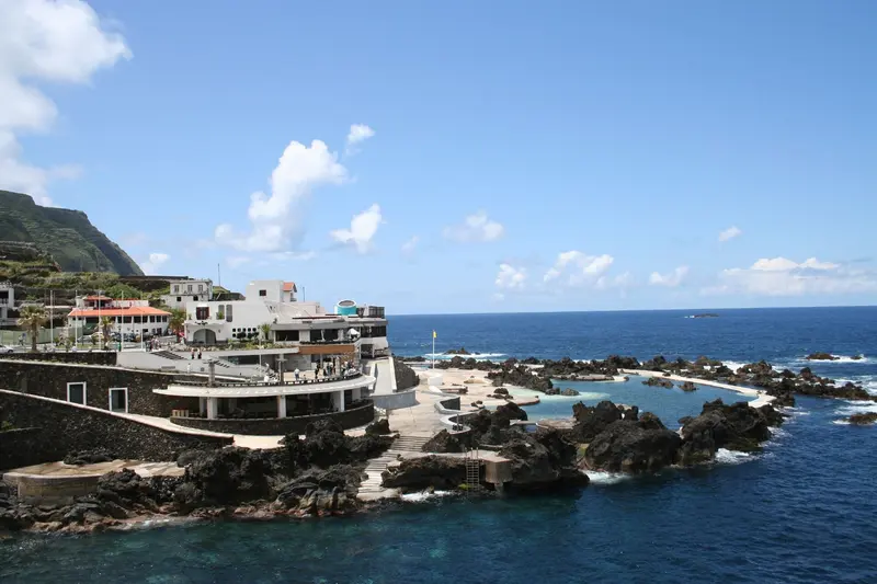 048 Porto Moniz volcanic pools