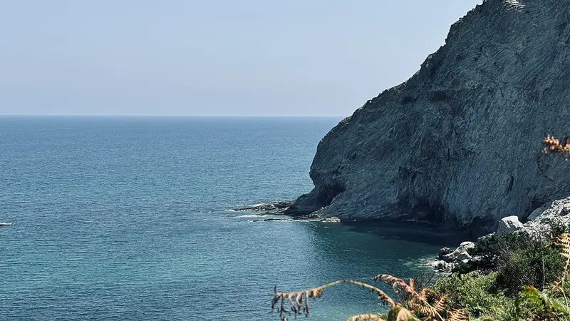 Deba Aitzuri punta, about 0.5 km from Itxaspe
