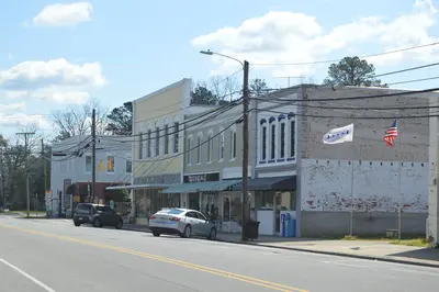 Main at Pamlico, Belhaven
