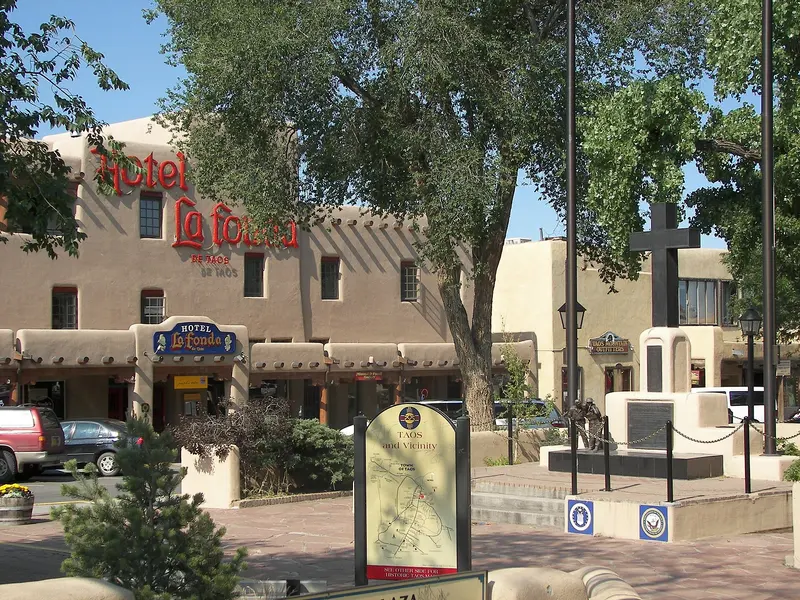 Taos plaza la fonda