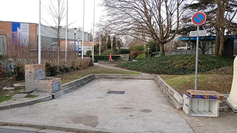 CIS Reims sanitary dump