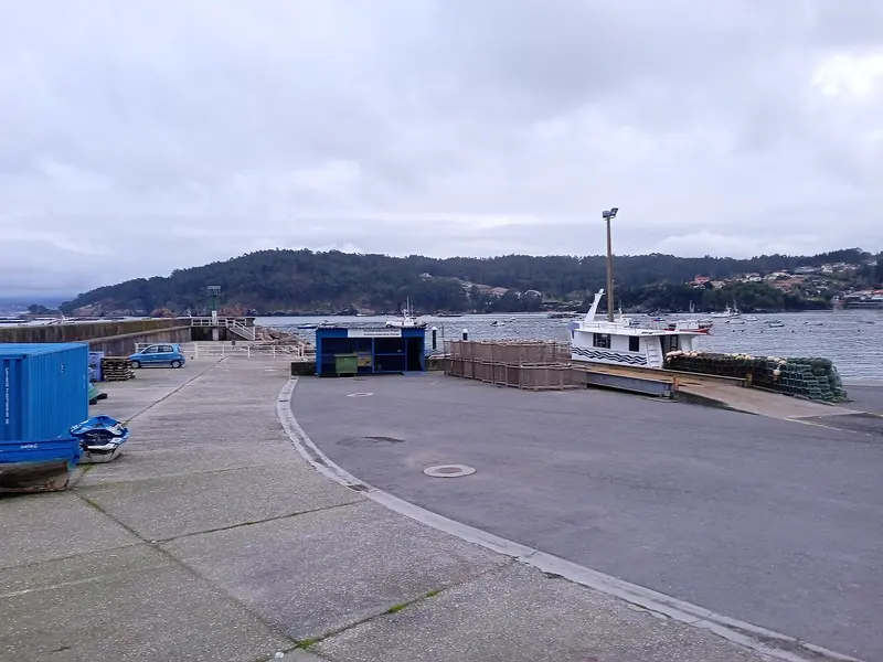 Porto de Lorbé, about 0.9 km from Camping Velo Mar
