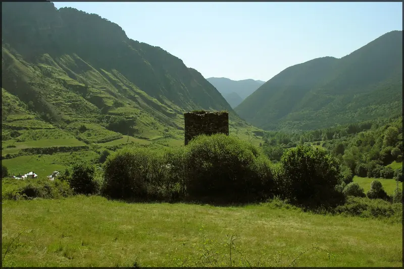 Watch Tower, Espot, about 0.2 km from Càmping La Torre