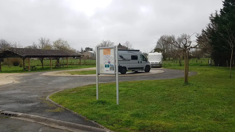 Aire de camping-car Cartelegue