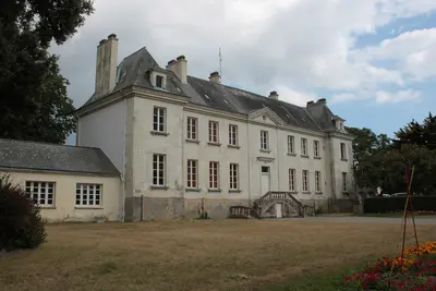Photo: Llann Wé² / CC BY-SA 3.0, via Wikimedia Commons