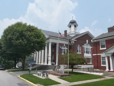 Bath County Courthouse - side view