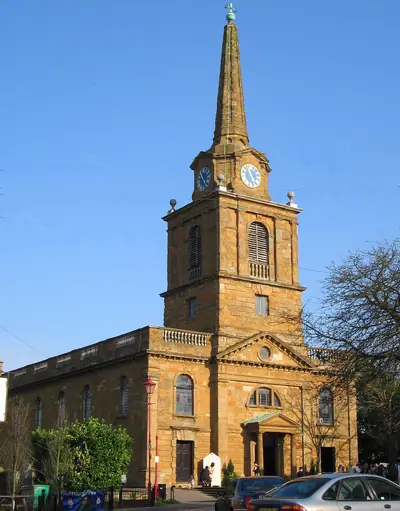 Holy Cross Church, Daventry