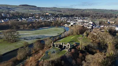Castellnewydd Emlyn, Newcastle Emlyn