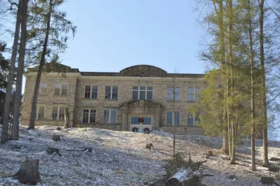 Old Nicholas County High School in Summersville