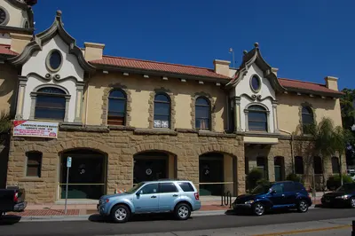 USA-Gilroy-City Hall